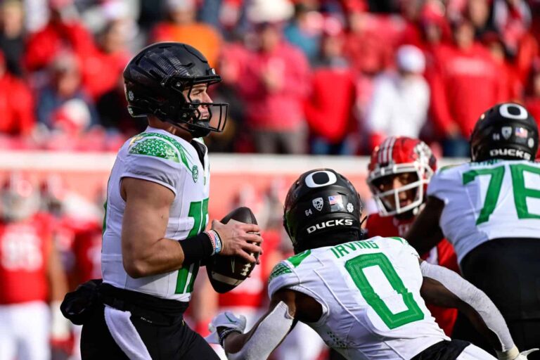 AP, Coaches Top 5 remains unchanged