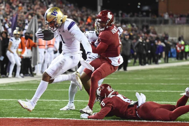 Washington, Washington State schedule Apple Cup football series through 2028